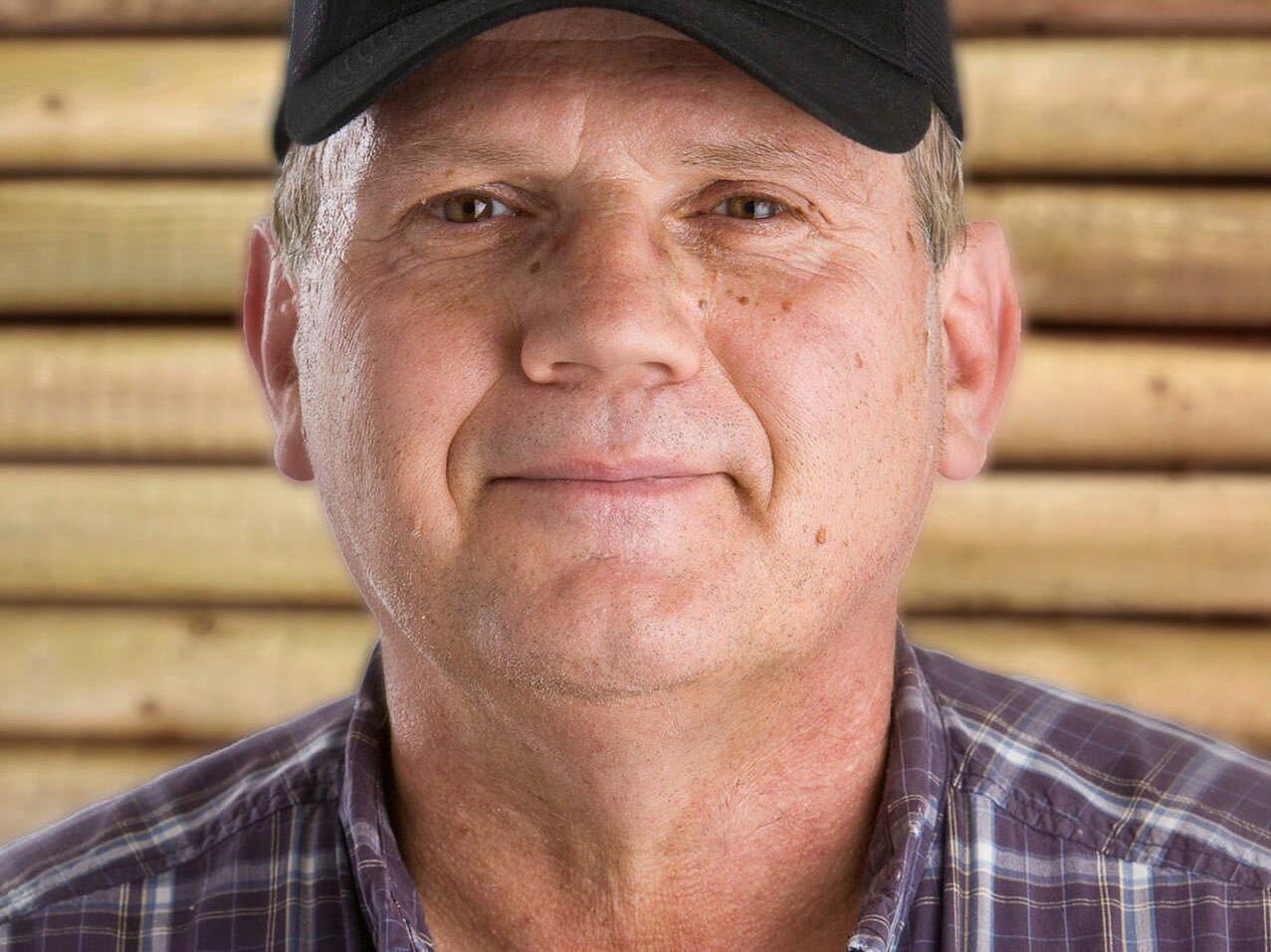 Industrial employee portrait in lumber warehouse - Tampa commercial photographer Carver Mostardi.